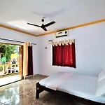 Fig Fin Beach Resort
